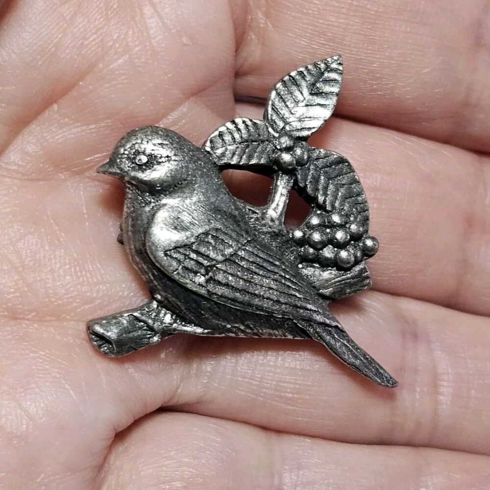 Vintage VTG Birds & Blooms 2002 Pewter Sparrow Bird and Foliage Brooch